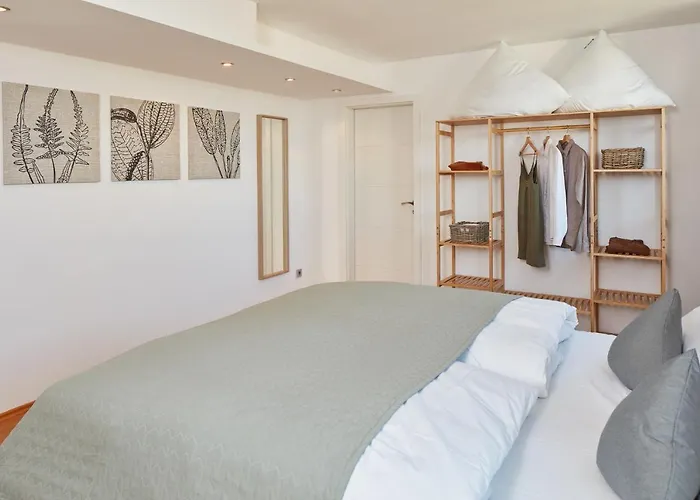 ⸨⸩ Sunset Penthouse: Messe - Siemens - Db - Man ⸨⸩ ニュルンベルク