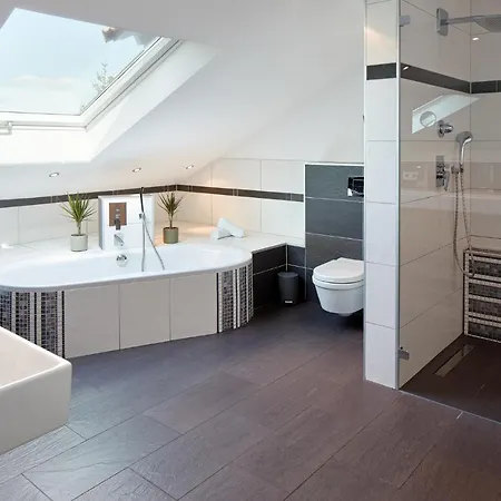 ⸨⸩ Sunset Penthouse: Messe - Siemens - Db - Man ⸨⸩ * Νυρεμβέργη